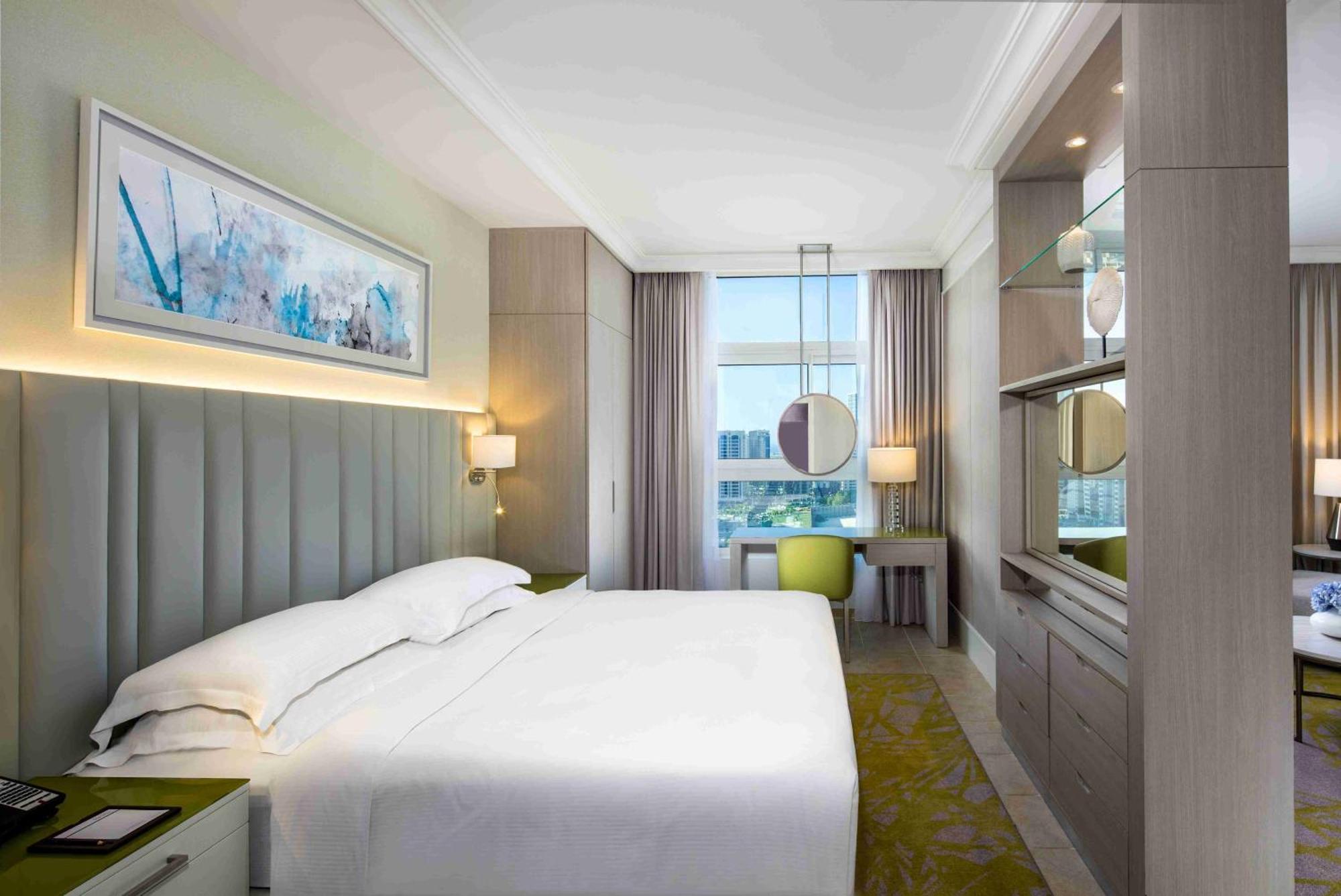 Rotana - Aparthotel 5*